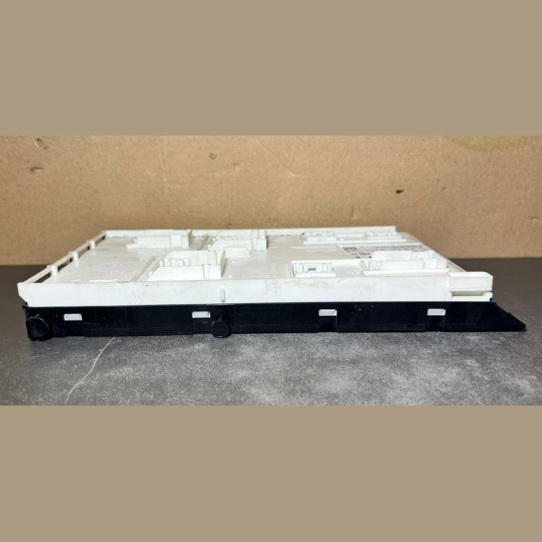 Mercedes-Benz W176 A-Class Front SAM Control Module Unit A176 9001101 OEM