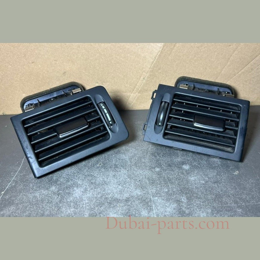 08-10 Mercedes W204 Class Front Dashboard Left \ Right Heater A/C Air Vent