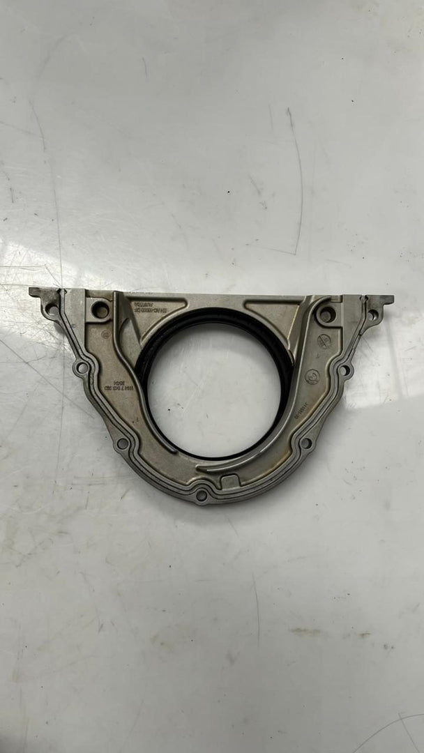 12-16 BMW M5 F10 S63 V8 Engine Crankshaft Housing Seal Bracket 1114 7843353