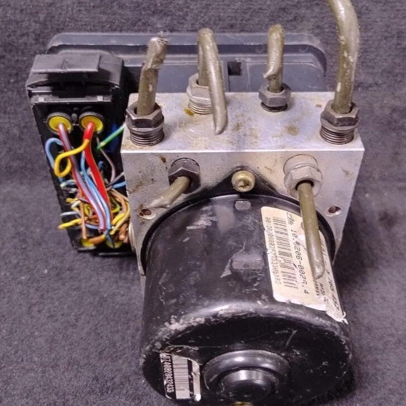 BMW 3 Series E46 ANTI BREKING SYSYTEM   PUMP  DSC CONTROL MODULE 6765454