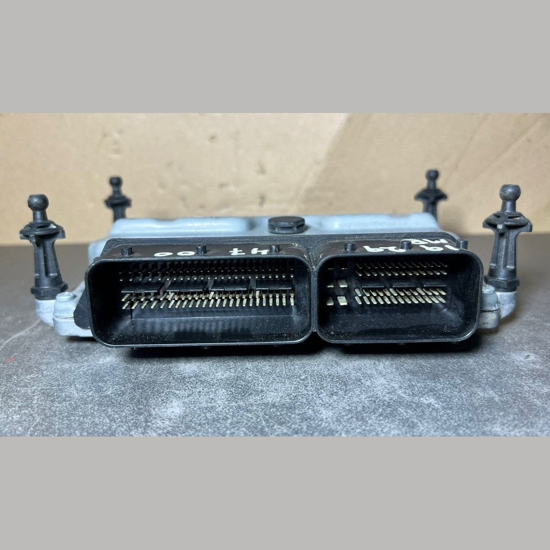 10-14 Mercedes W212 E-Class Engine Control Module Unit ECM ECU A272 9004700 OEM
