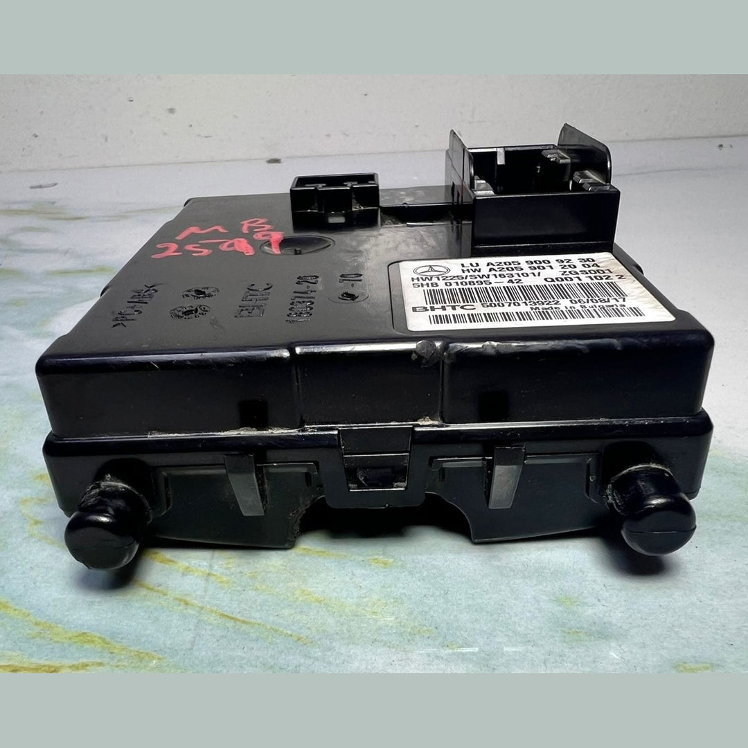 2018 Mercedes C43 AMG Air Conditioning Control Module A2059009230 W205 W253 GLC