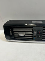 Bild in die Galerieansicht laden, 2016 BMW X3 F25 and X4 F26 Center Console Air GRILLE Vent 9303407 OEM
