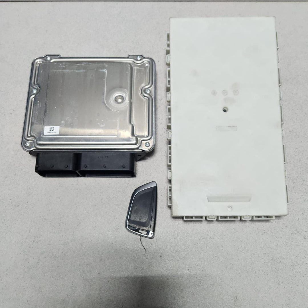 2015-2020 BMW X1 Engine Control Unit 8591073 320d and X1 2.0D F48