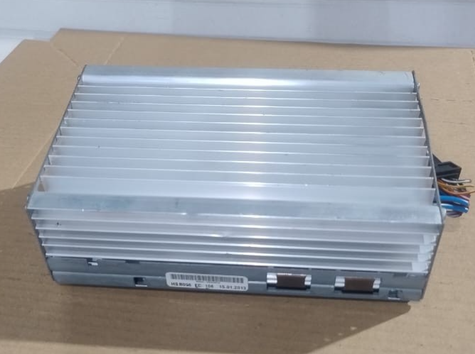 BMW 5 F10 F11  POWER HARMAN BECKER HIFI SOUND AMPLIFIER  AUDIO AMP -9313041