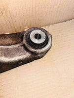 Bild in die Galerieansicht laden, BMW E60 2007  SMG REAR LEFT CONTROL ARM - 6755989