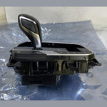 قم بتحميل الصورة إلى عارض الصور، OEM BMW 330I 330E M340I G20 CENTER CONSOLE SHIFTER GEAR SWITCH PANEL 5A7DFE7 NEW