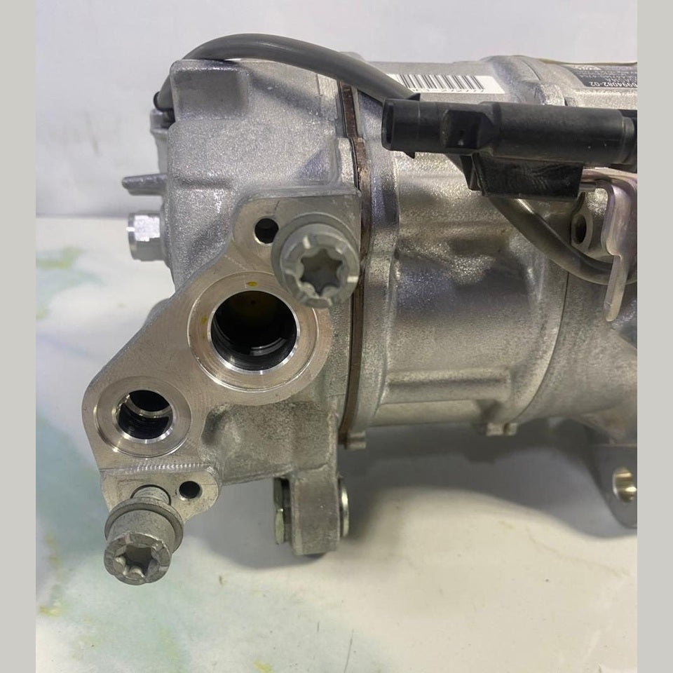 2019-2021 BMW 330i AC Compressor 6994082 for BMW 3 Series 330i, X3 M40i G01, X4