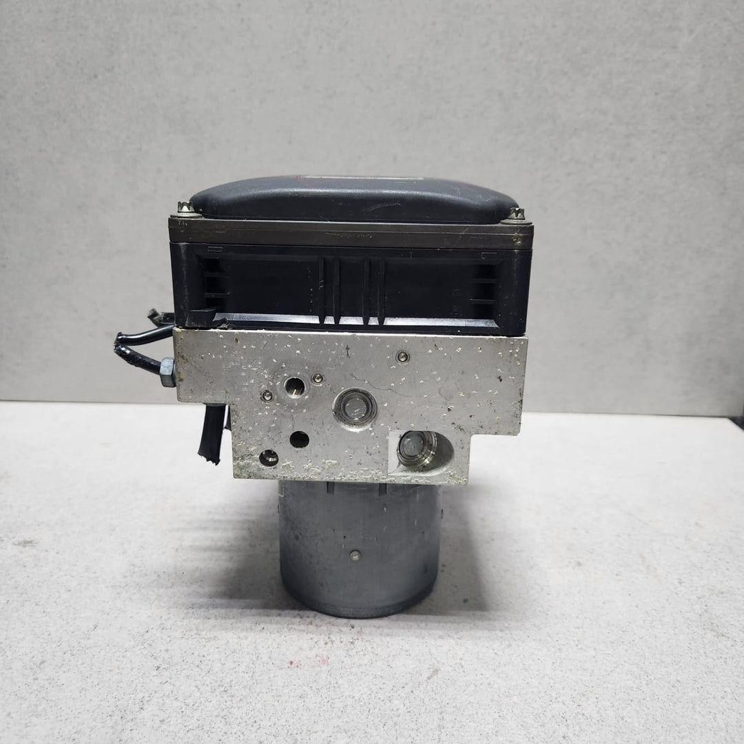 BMW Abs Anti-Lock Brake Pump Module 6797036 F01 F02 7 Series and F07 5 Series 