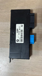 Bild in die Galerieansicht laden, 2011-2017 BMW X3 Gateway Control Module 9354757 X4