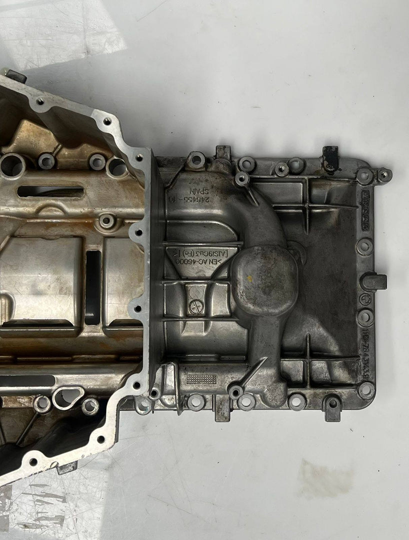 2012-2016 BMW M5 Upper Engine Oil Pan 7843143 M6 F12 F13 4.4L twin turbo S63