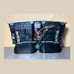 قم بتحميل الصورة إلى عارض الصور، 2008-2010 Mercedes W204 C-Class Front Center Dashboard  Heater A/C Air Vent