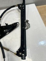 Bild in die Galerieansicht laden, 2013-2018 BMW 650i GT F07 6' F06 Rear Right Door Window Regulator 7275400 OEM