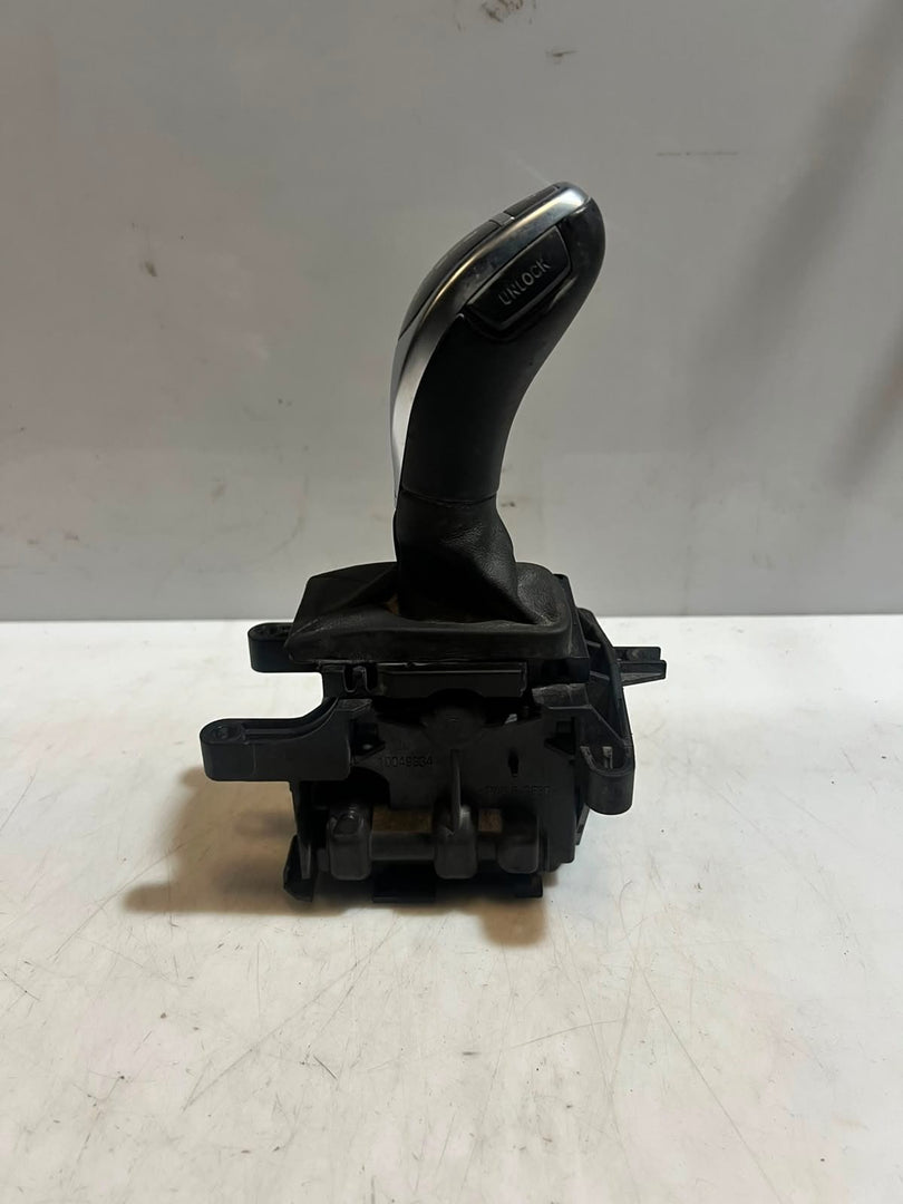 BMW  F10, F11, F12, F13 LCI, F25 X3 F26 Gear Selector Switch 9296907 OEM