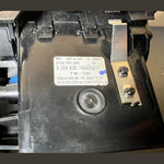 قم بتحميل الصورة إلى عارض الصور، 2008-2010 Mercedes W204 C-Class Front Center Dashboard  Heater A/C Air Vent