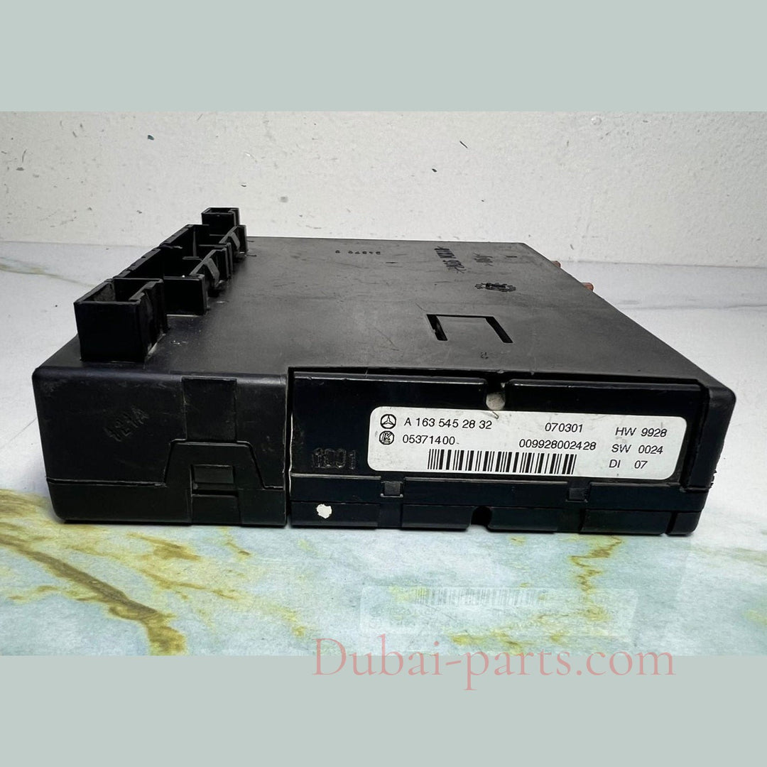 2003-2005 Mercedes-Benz ML350 Body Control Module A1635452832 W163 ML Class