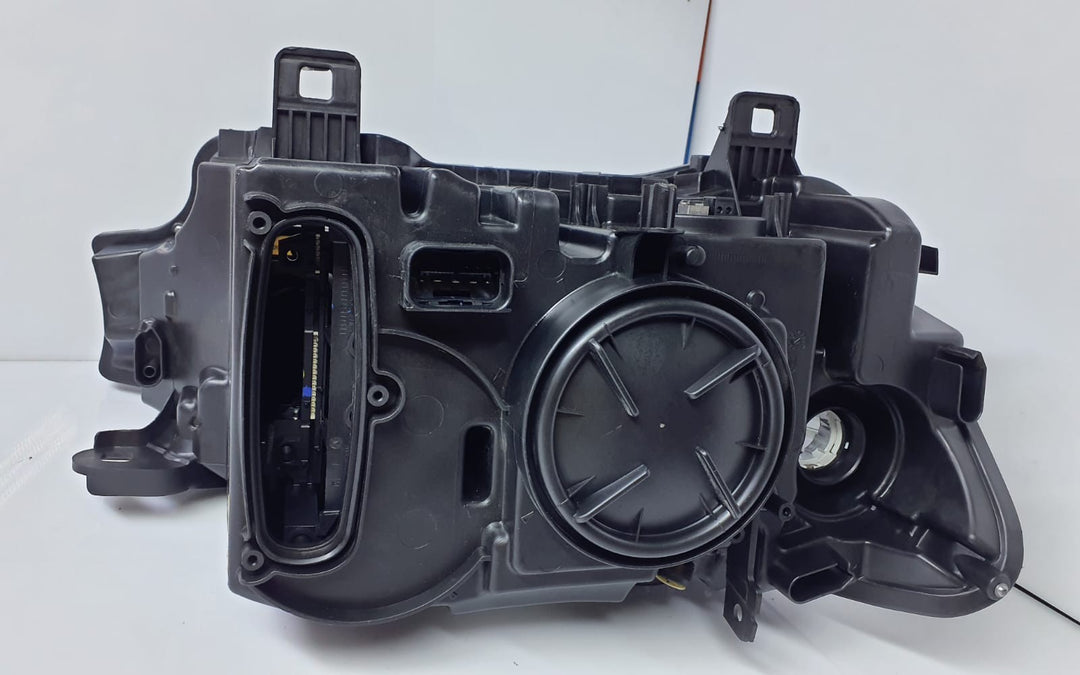 14-18 BMW X3 X4 F25lciLeft Driver Side Xenon Adaptive Headlight Bare OEM 7460617