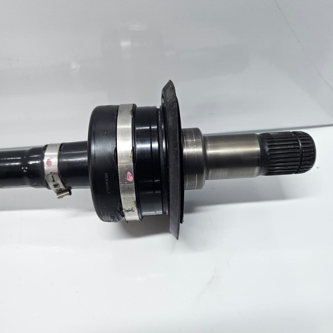 BMW X5 G05, X6 G06, and X7 G07 Rear Left Driveshaft 8487511
