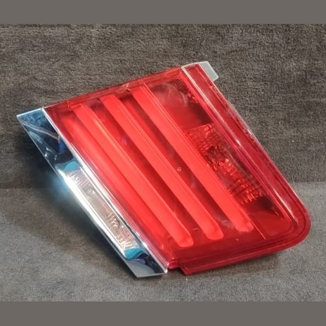 BMW 7 SERIES F01 F02 F04 TINTED REAR RIGHT INSIDE TAIL LIGHT -  7300272