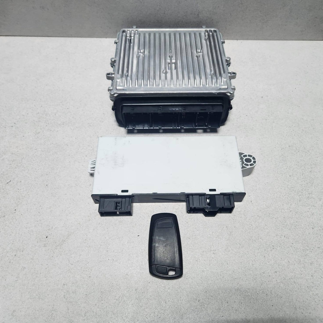 BMW Engine Control Unit DDE 8515073 530d 730d 3.0 2011 7 Series ECUT SET DIESEL