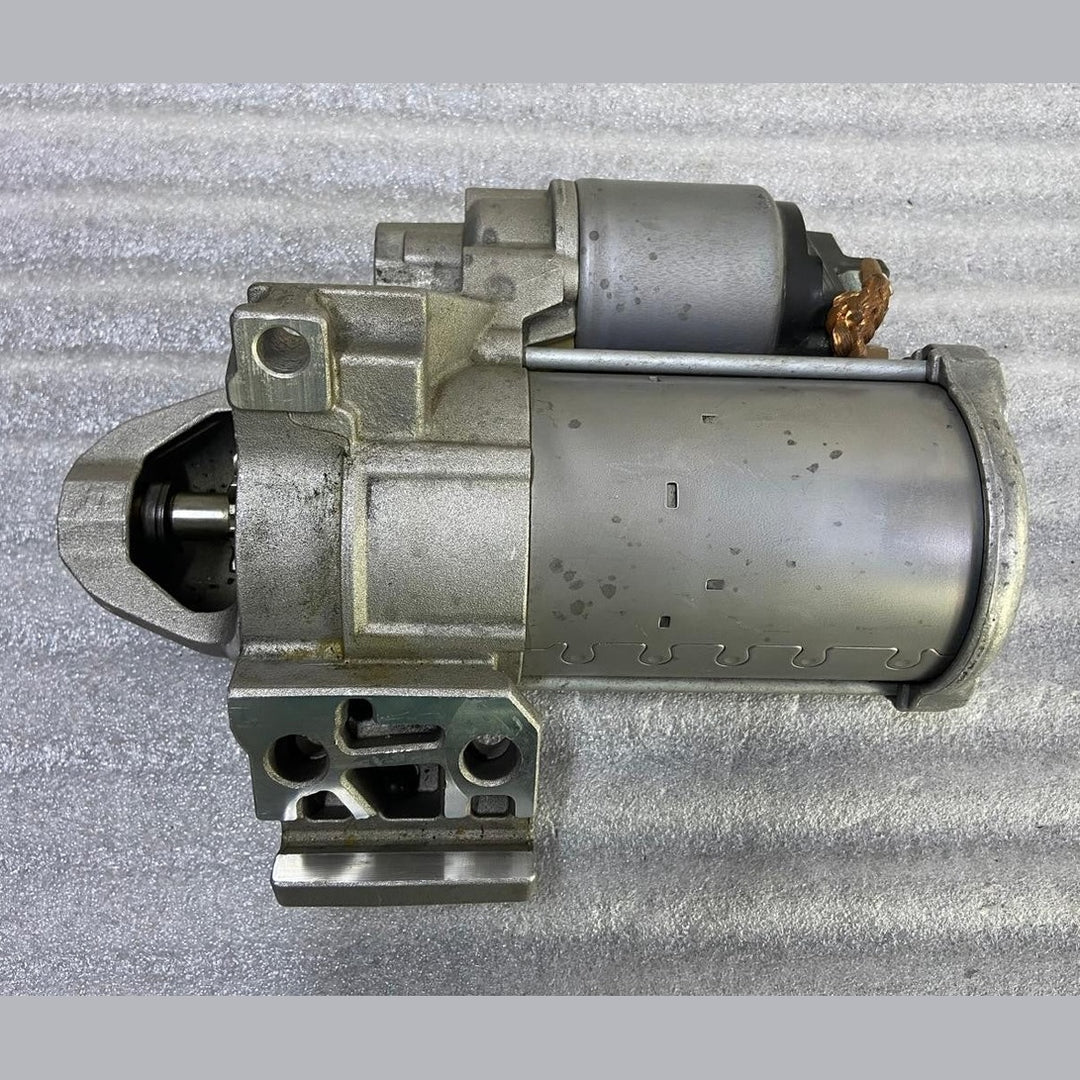 OEM BMW F20 F21 F30 G30 B38 B48 Starter Motor Engine Petrol Bosch 8621839