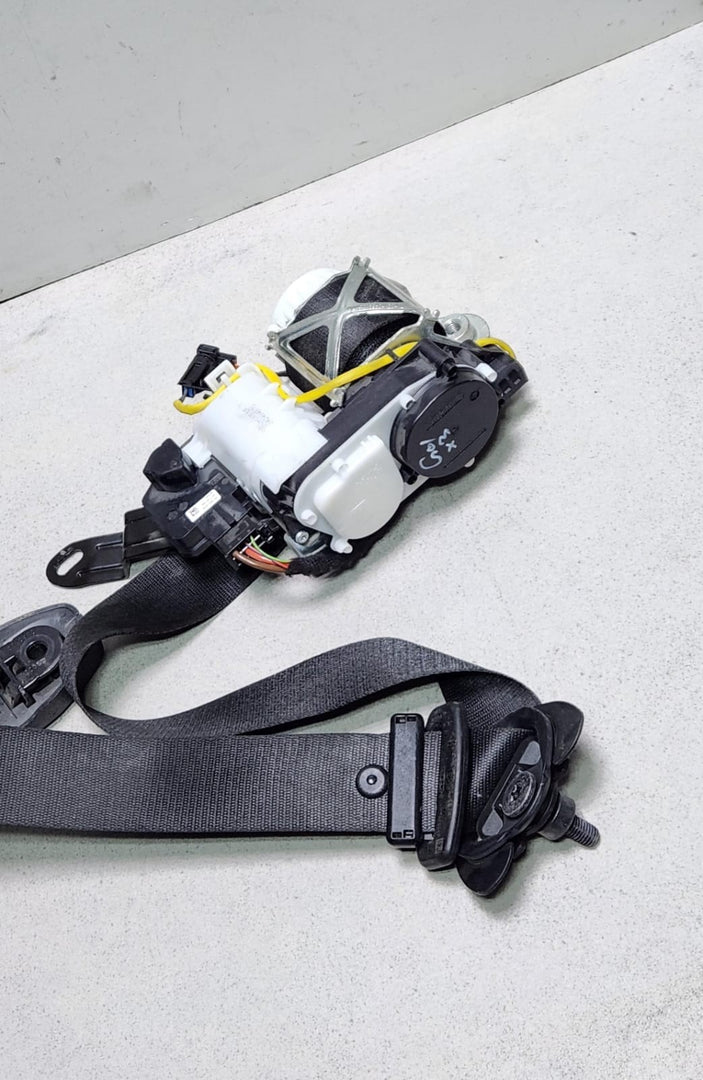 BMW X3 G01 Front Seat Belt S1746994508 OEM