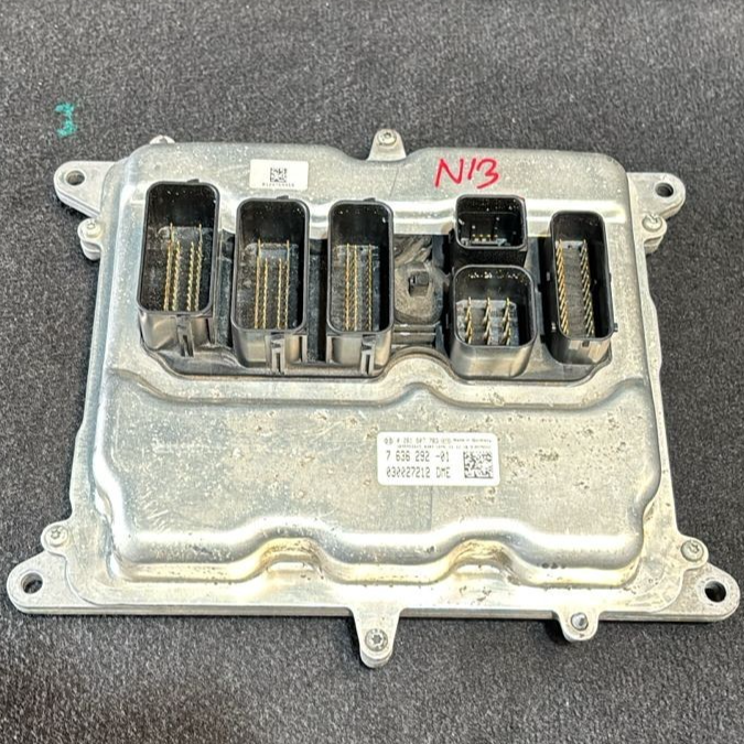 OEM BMW 118i F20 N13 2011 ENGINE CONTROL UNIT ECU ONLY BOSCH 7636292