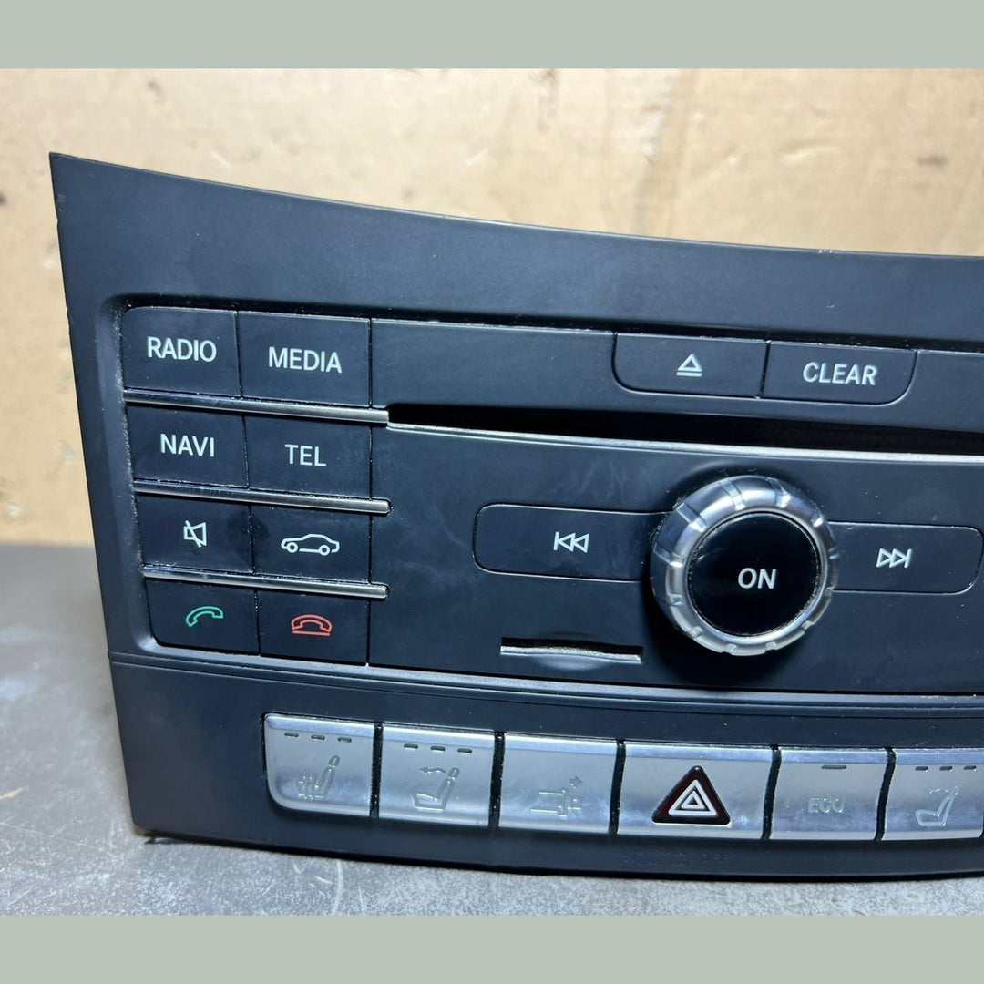 14–16 Mercedes-Benz W218 CLS Radio Audio Head Unit CD Player A218 9006007 OEM