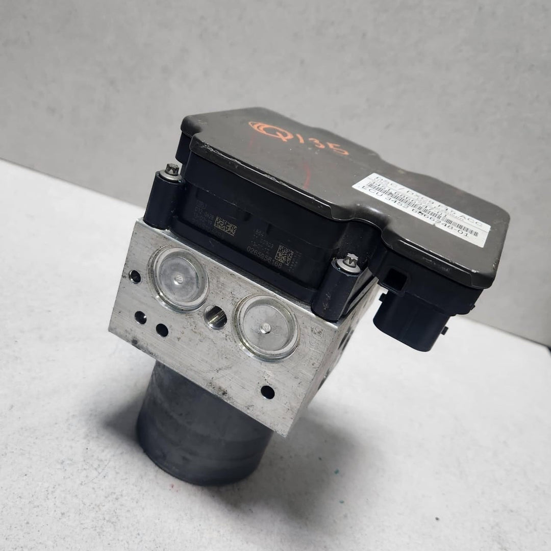 2013-2018 BMW X5 Abs Pump Module Assembly 6866247 F15 F16 F85 F86 X5 OEM