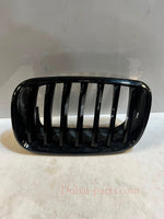 Load image into Gallery viewer, 2007-2013 BMW X5 E70 X6 E71 Front Bumper Kidney Grille 7171395 OEM