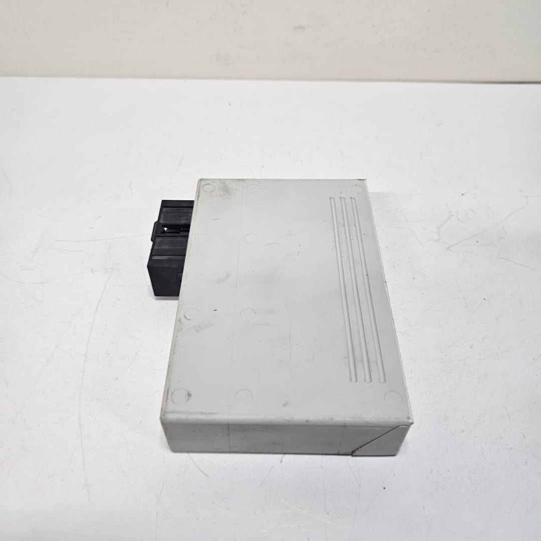 2006-2010 BMW 5 Series E60 E61 530i Power Control Module 9138969