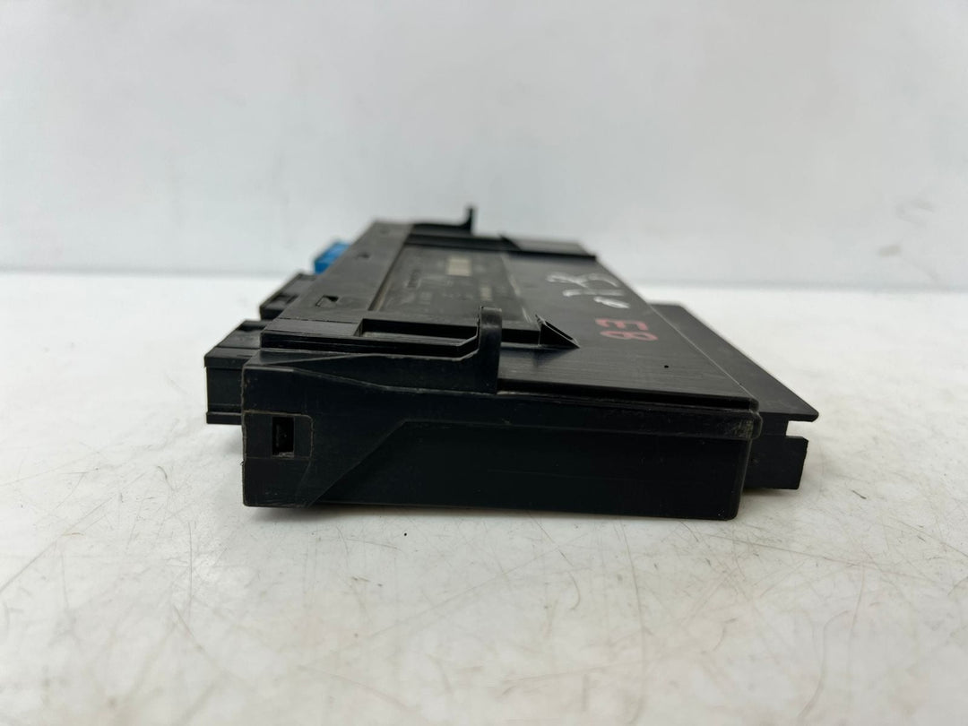 BMW 5 Series F10 F11, 6 Series F12 F13 Junction Box For Electronics 9267468 OEM