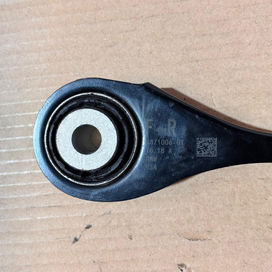 BMW X3 G01 X4 G02 X3M F97   REAR SUSPENSION LINK ARM RUBBER MOUNT RIGHT  6871006