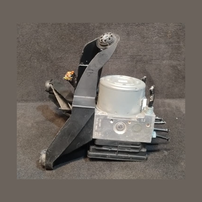 BMW 2 F46 2016 ANTI LOCK BREACKING SYSTEM  PUMP MODULE DSC MK100 -6883348