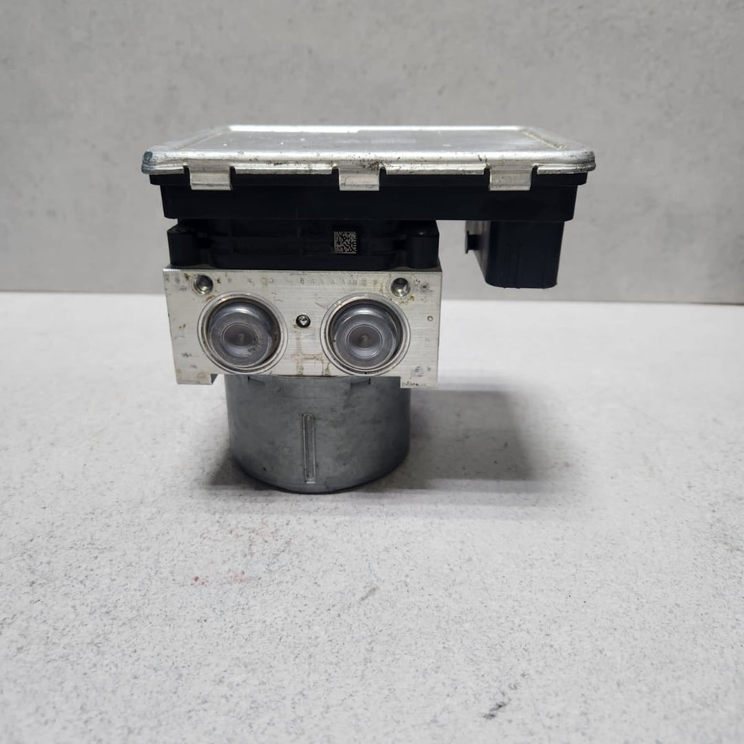 2022 BMW 330i Anti-Lock Brake Control Module 5A44C31 330i and 3 Series G20 G21