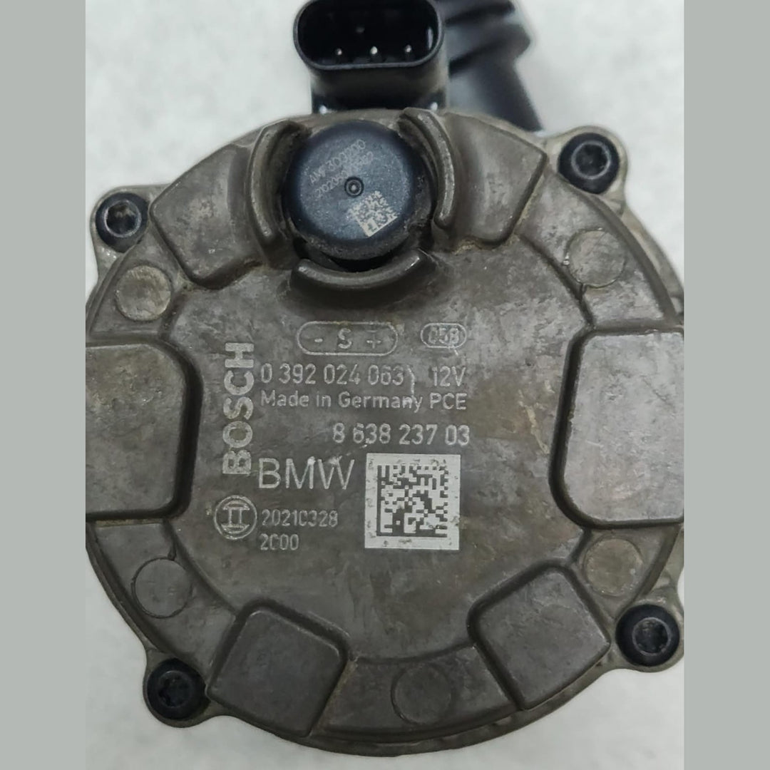 BMW Auxiliary Water Pump Electric 8638237 5 Series G30 8 Series G15 OEM