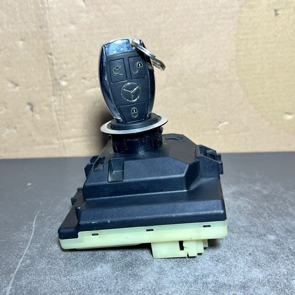 14-20 Mercedes W205 C-Class Ignition Switch Module Unit W/key A205 9003419 OEM