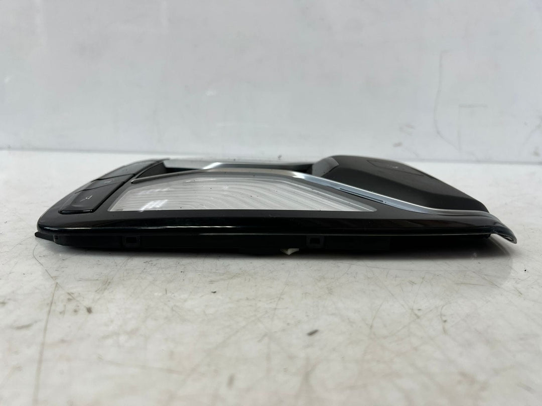 2016-19 BMW 740i G12 7' Overhead Console Dome Light With Sunroof Switch 6805402
