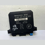 Load image into Gallery viewer, 2002-2007 Mercedes-Benz C230 Door Control Unit 203 8202285 C-Class W203