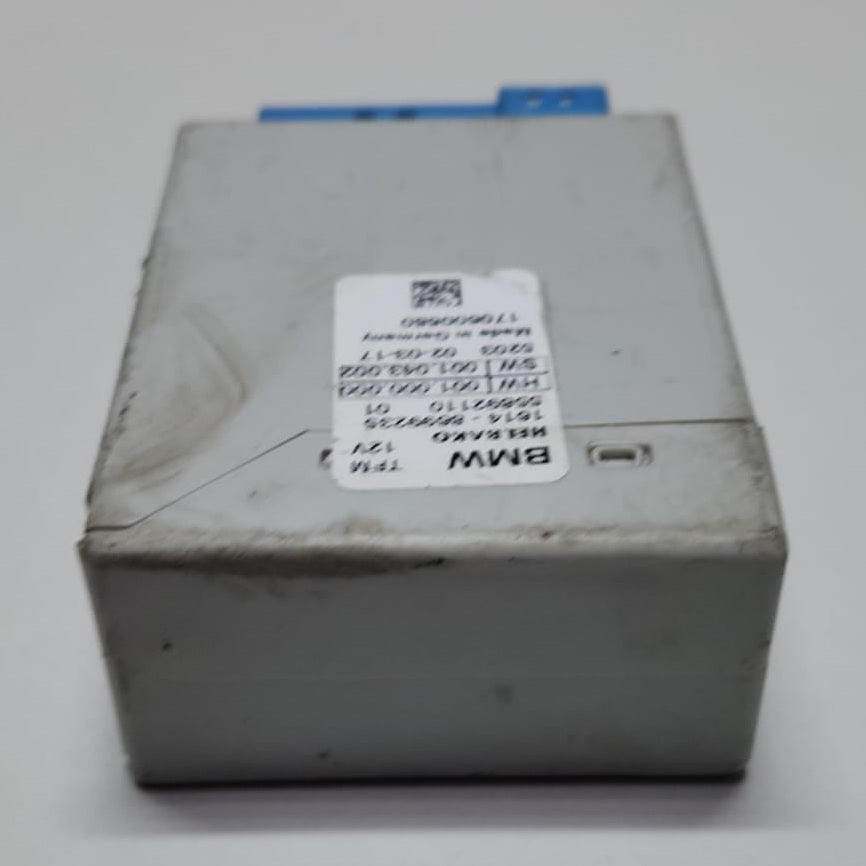 2018-2020 BMW 530e 330e Fuel Pump Control Module 8699235 F30 3 Series OEM