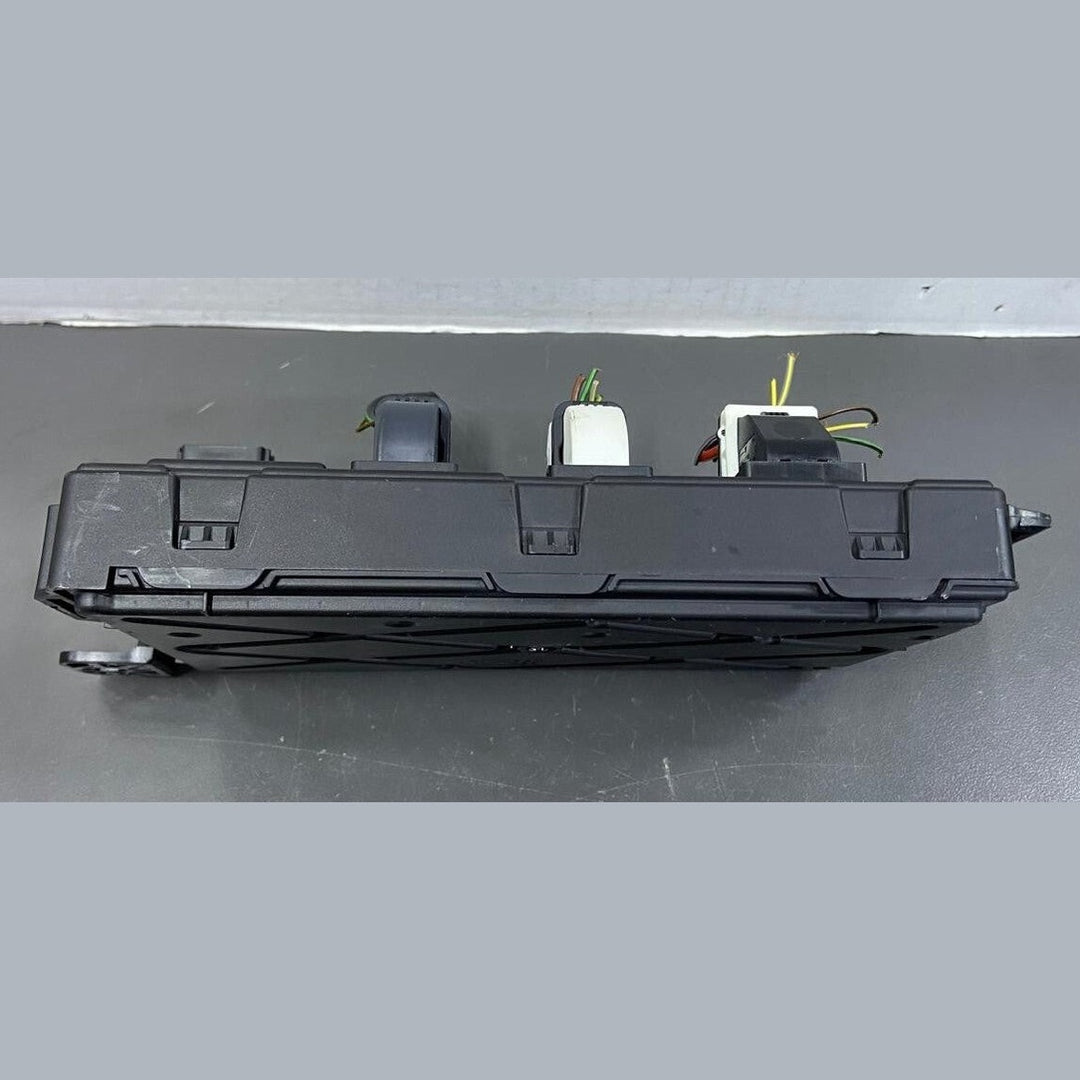 OEM BMW F20 F21 F30 F31 REM Rear Electronic Module Fuse Box Control Unit 9279823