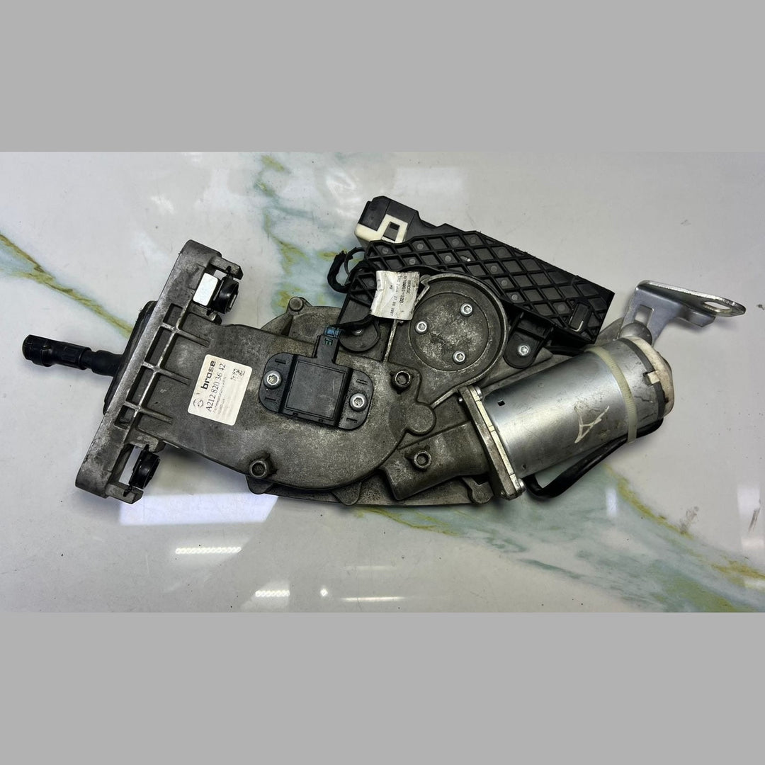 Mercedes Tailgate Lift Motor A2128203642 C-Class W204 E-Class W212