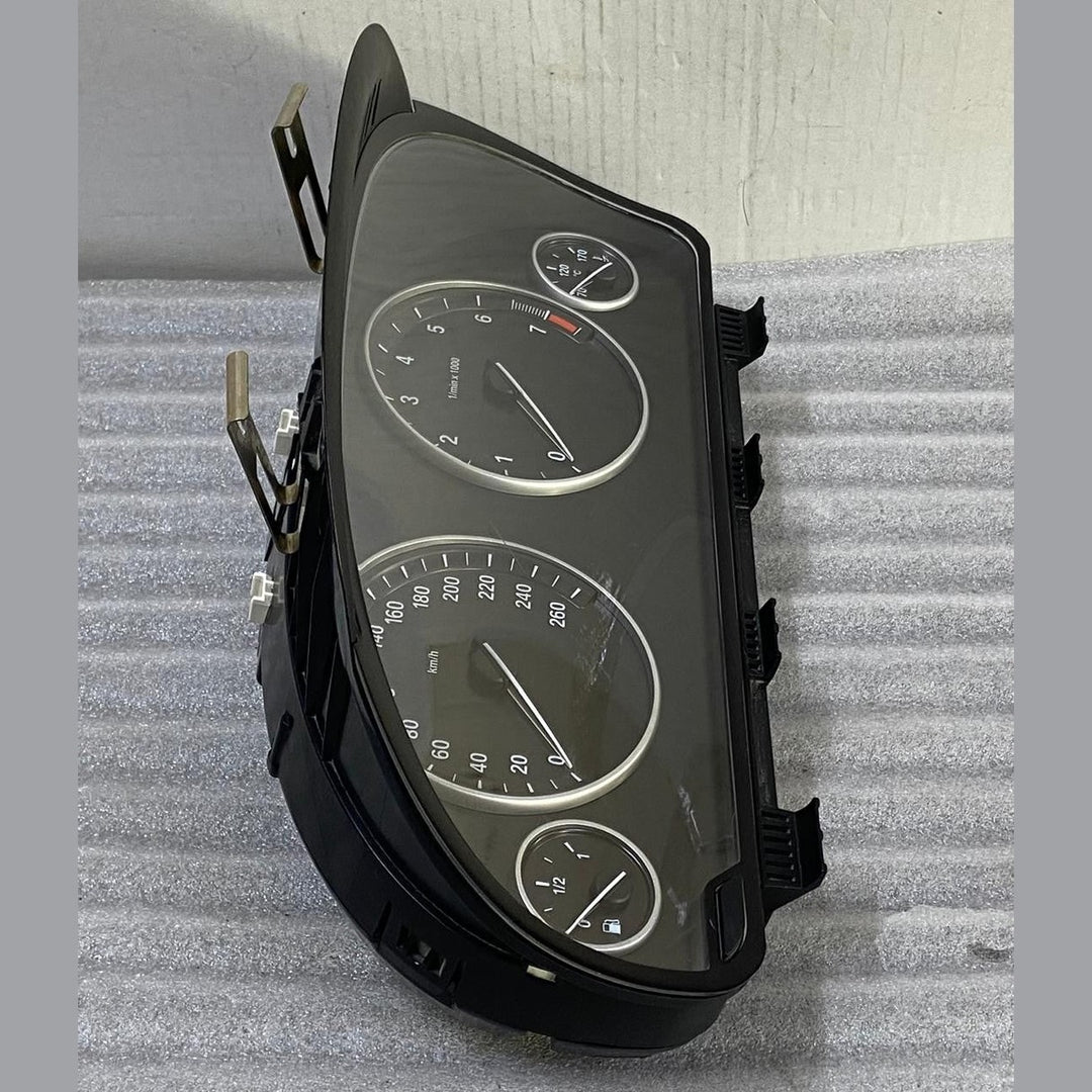 OEM BMW 5 F10 F11 2013 speedometer instrument Panel cluster 9285189