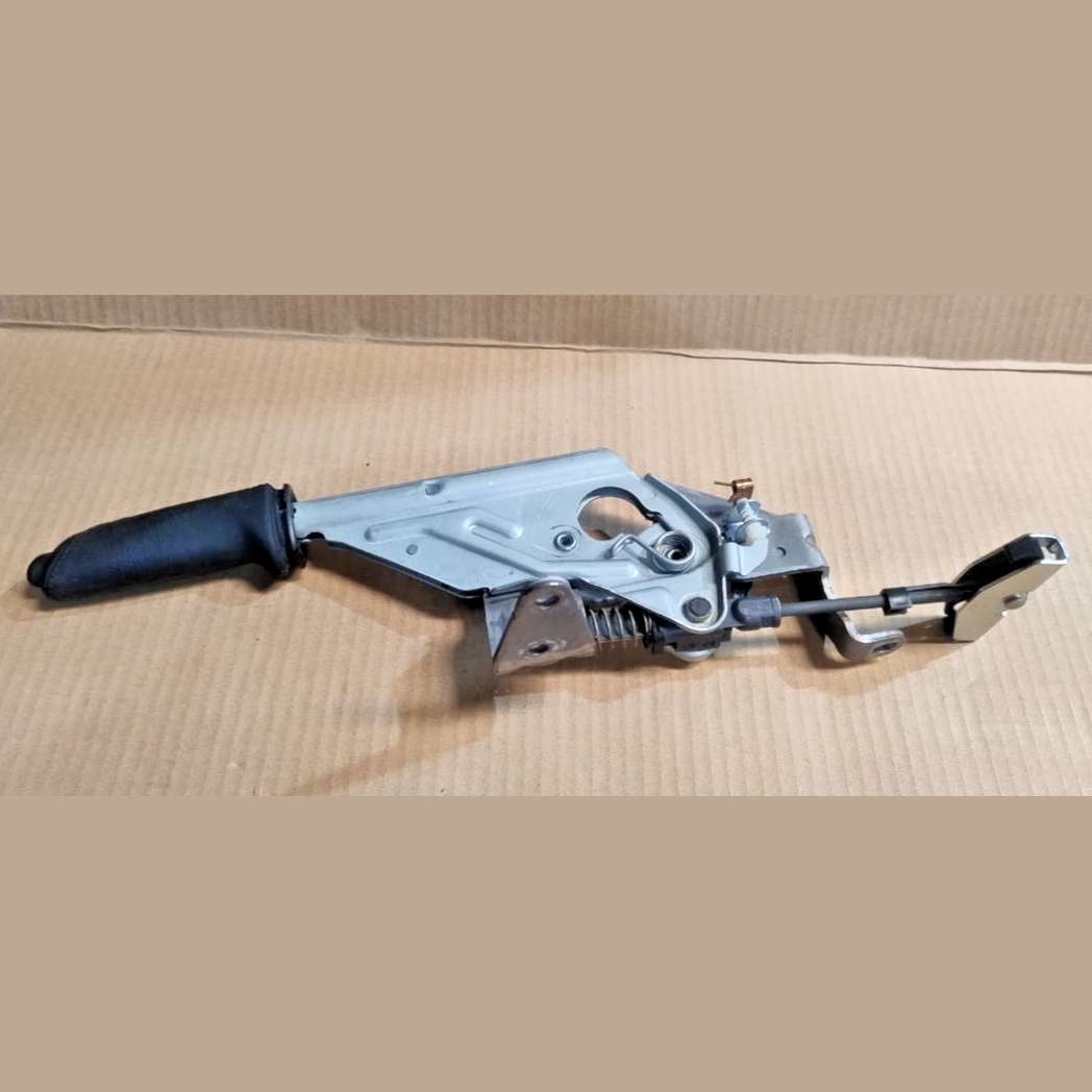 BMW GENUINE 3 SERIES F30 F31 F80 HANDBRAKE LEVER HANDLE ASSEMBLY 6799102