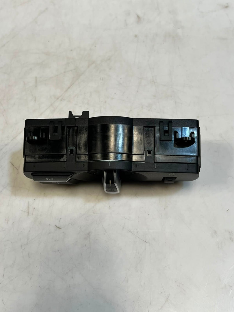 2010-2012 BMW 740i 5 Series F10 F11 6 Series F13 N47 D20 Light Switch 9192744