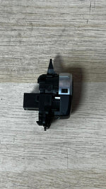 Load image into Gallery viewer, 2008 BMW X3 F25 N57D Engine Control Unit BOSCH 8574100 DDE SET WITH KEY