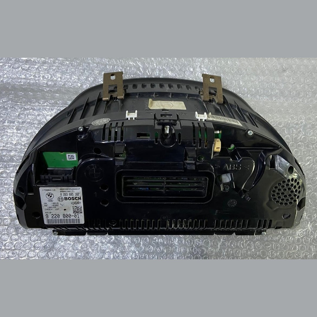 OEM BMW 5 GT F07 2009 Diesel Speedometer instrument cluster 9220800 Bosch HUD