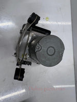 Bild in die Galerieansicht laden, BMW 5 Series F10 F11 F13 Abs Pump Modulator 6799515
