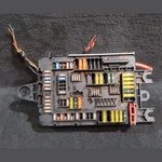 Load image into Gallery viewer, BMW F20 F21 F30 F31 F32 F33 REAR POWER DISTRIBUTION FUSE BOX MODULE P/N 9337880