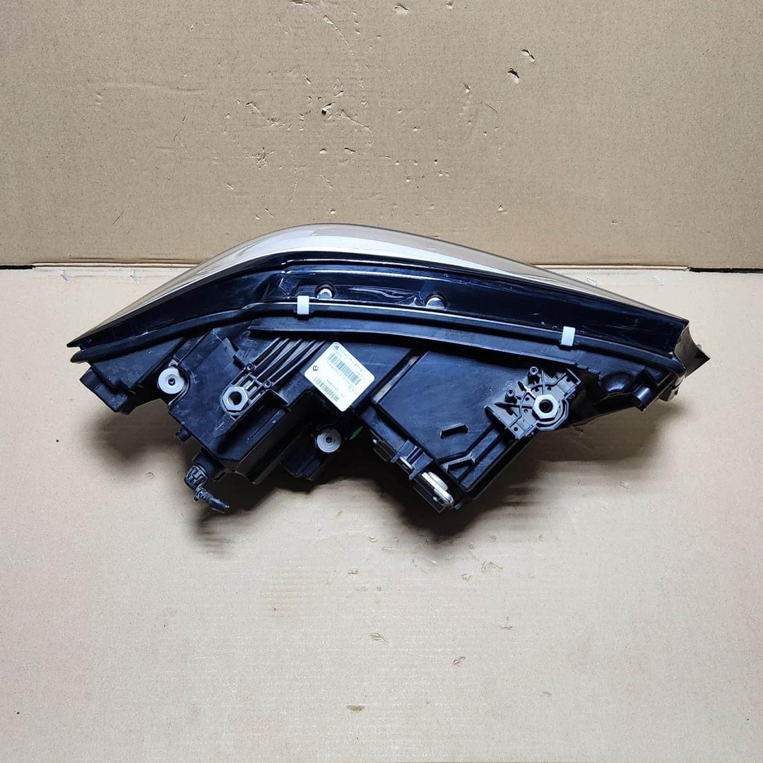 Genuine 2019-2023 BMW 330i Front LEFT Headlight 9481715 G20 and G21